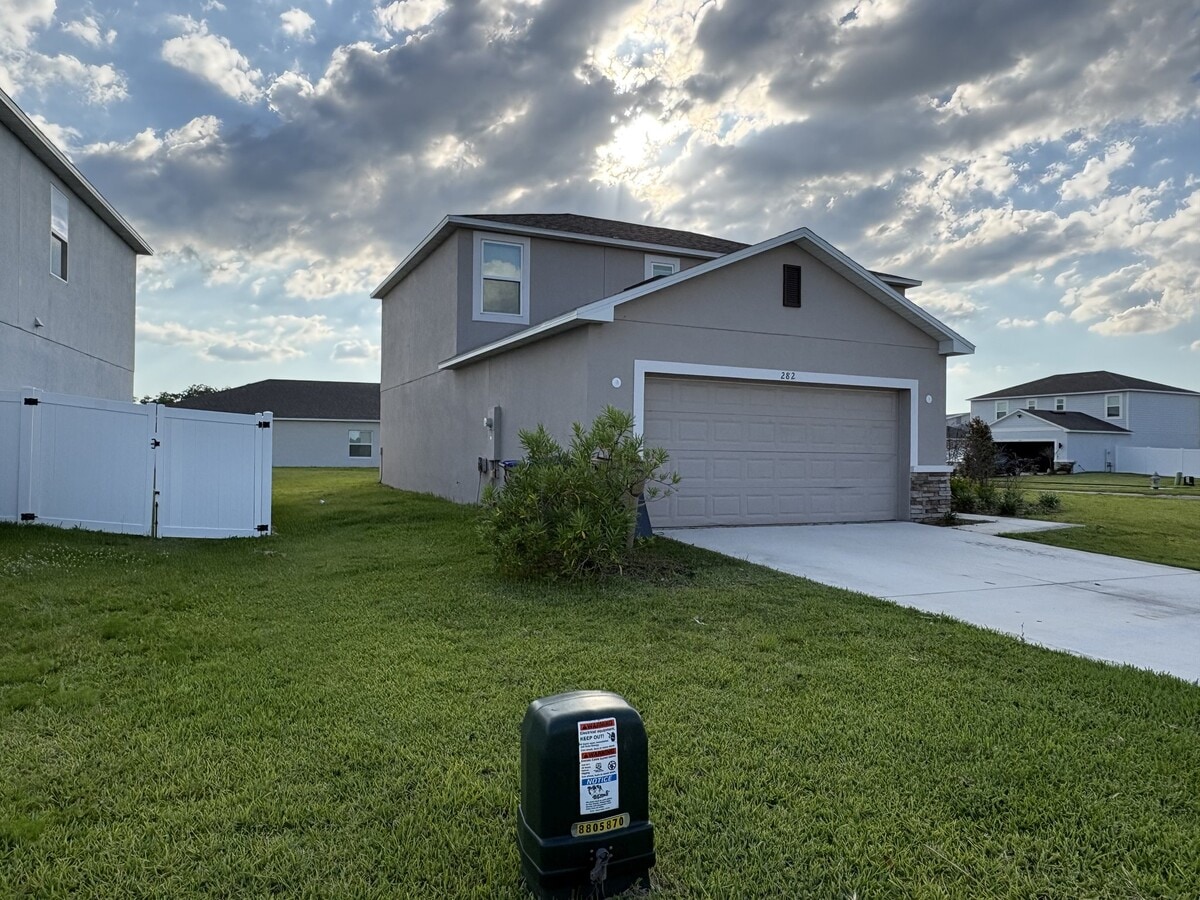 Photo - 282 Amber Way