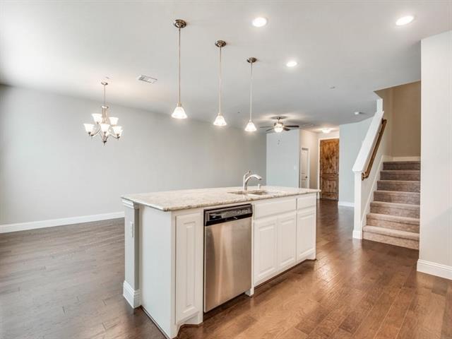 Photo - 409 Carnaby Ct