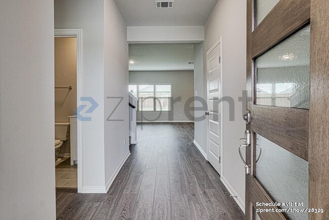 Photo - 520 Hickory Rdg Dr