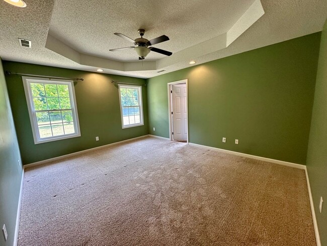 Photo - Large Fenced Yard in Saddlebrook Subdivision!