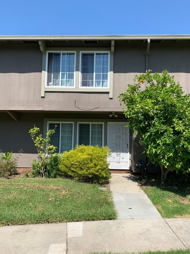 Building Photo - 2126 Rio Barranca Ct Rental