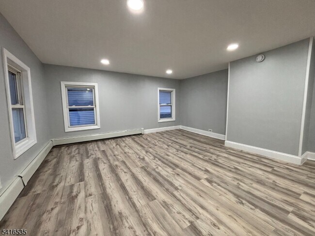 Photo - 318 E 1st Ave Unit 2