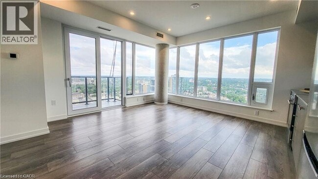 Photo - 15 Wellington St S Unité 2506