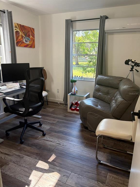 Photo - 7703 Hillcrest Terrace