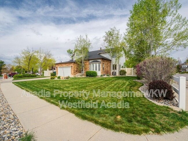 Photo - 1649 Michael Way