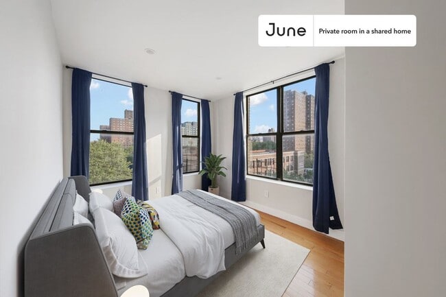 Building Photo - Room in Shared 4 bed/2 bath home