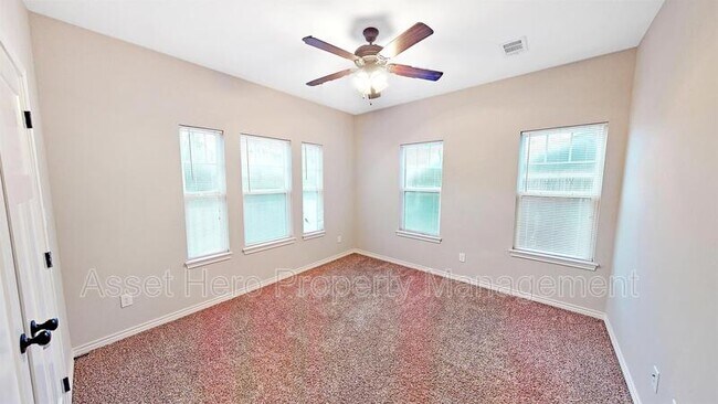 Photo - 1202 Oney Hervey Dr