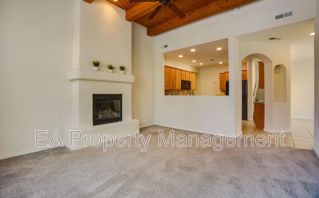 Building Photo - 8736 Desert Fox Way NE Rental