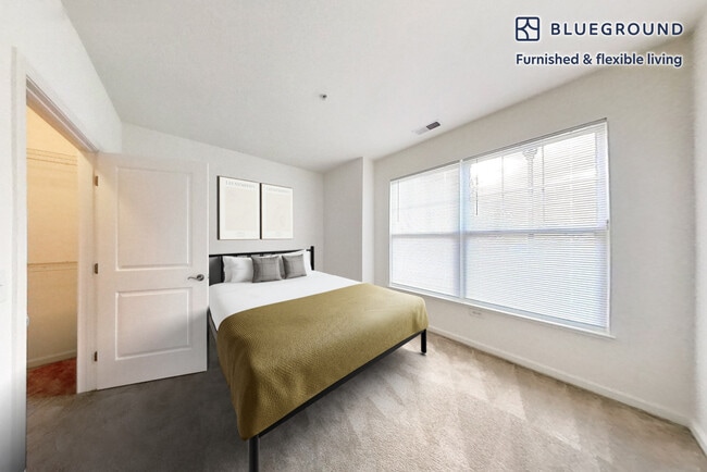 Photo - 152 Shipyard Dr Unidad SI FL3-ID2750A