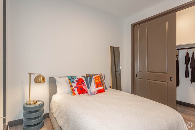 2BD, 2BA - 1.072 ft² - The May