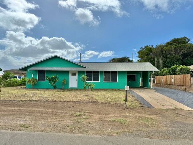 Photo - 4 Bedroom / 1.5 Bathroom Home on a Large L...