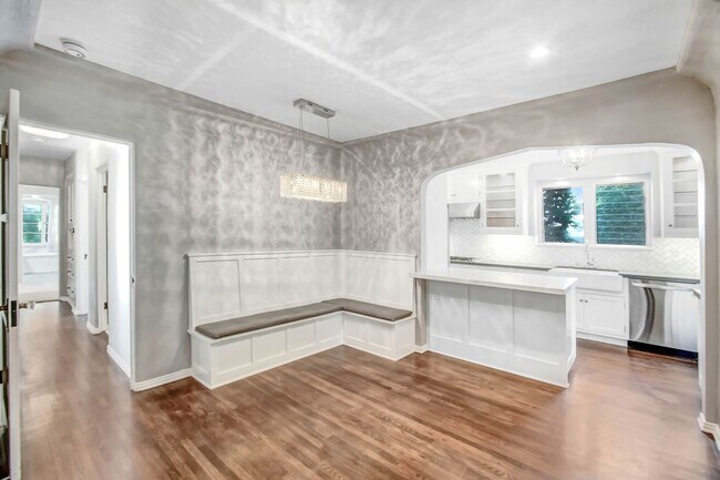 Photo - Luxurious Remodeled Home with ADU in Valley Village