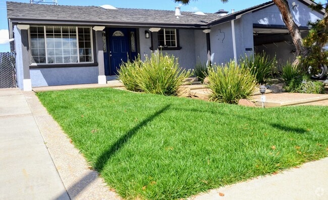 Building Photo - 2868 Fairfax Ave Rental