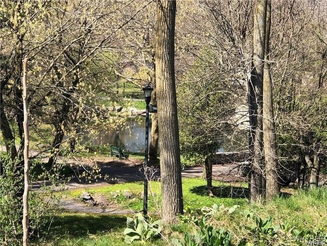 Photo - 42 E Spring St