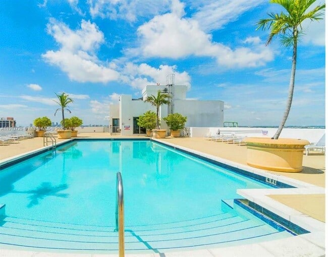 Photo - 1830 Radius Dr Unit 718