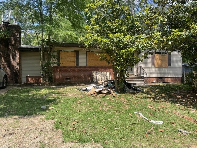 Building Photo - 1032 Stuart St