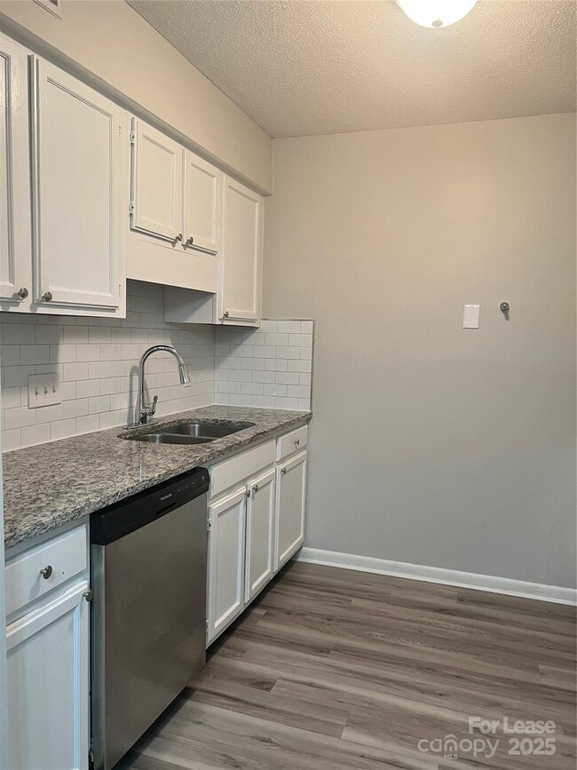 Photo - 3215 Heathstead Place