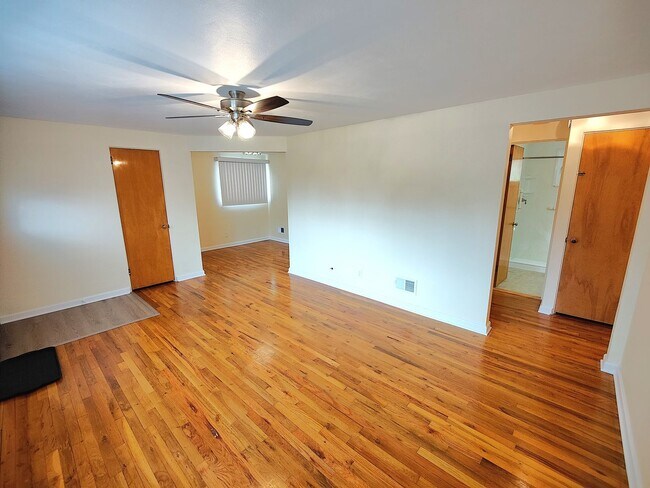 Photo - *Beautifully Updated 3BD/2BA Single Family Home Available in Whitehall*