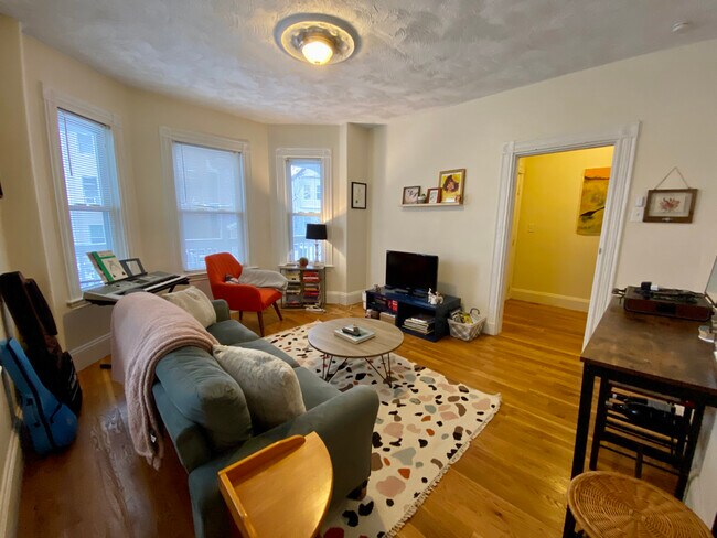 Photo - 30 Egleston St Unit 1