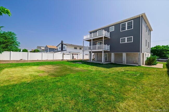 Photo - 740 S Ocean Ave