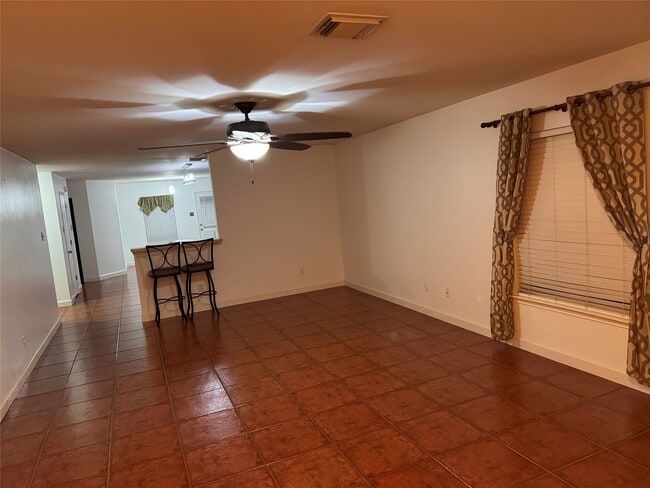 Building Photo - 7623 Village Mill Ln