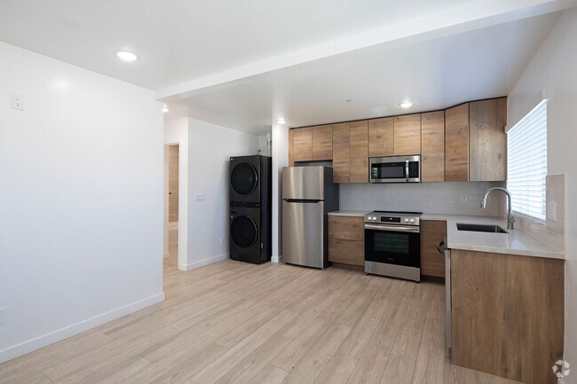 Building Photo - NEW Remodeled 1 Br in Clairemont with W/D ... Unit 3025 Rental