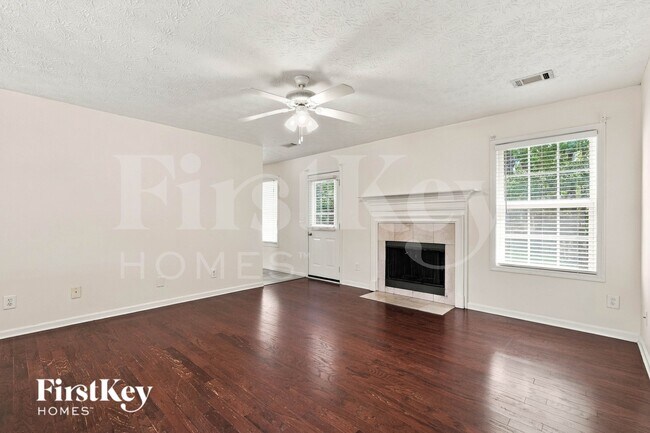 7437 Dogwood Trail