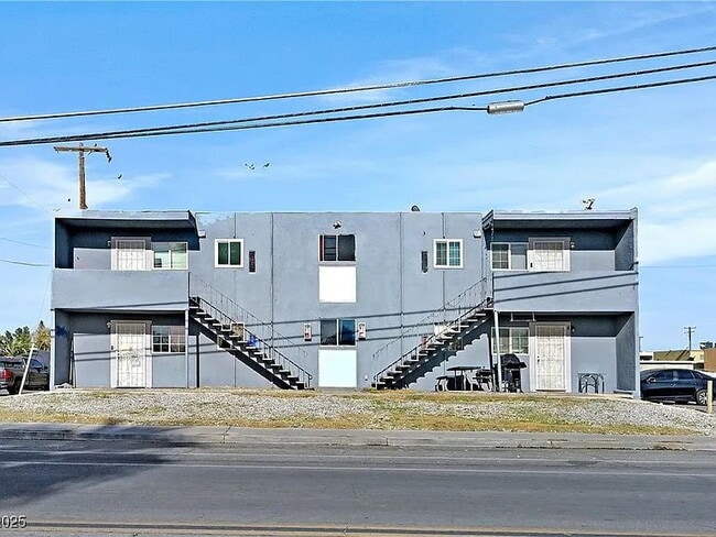 Building Photo - Affordable 2 Bed | 1 Bath Multi-Family Unit 4