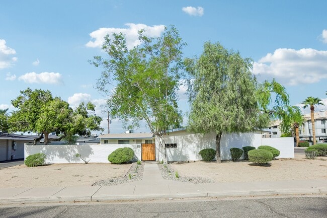 4344 N 21st St Unidad #2