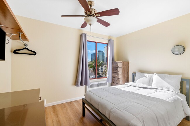 Building Photo - Vantaggio Little Italy Rental