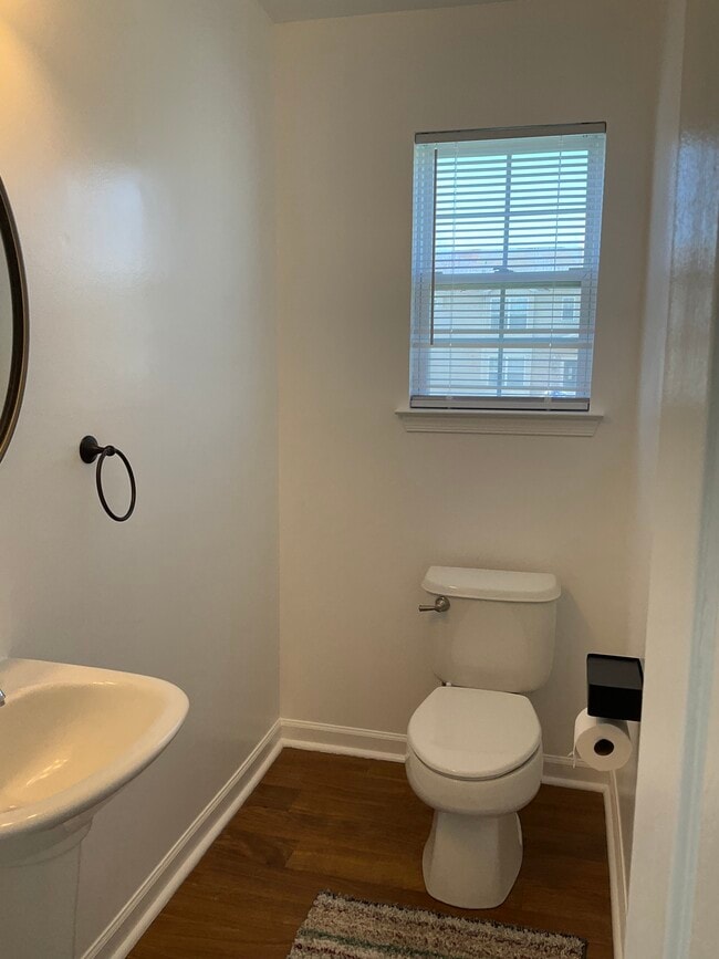 Photo - 631 Widener Ln