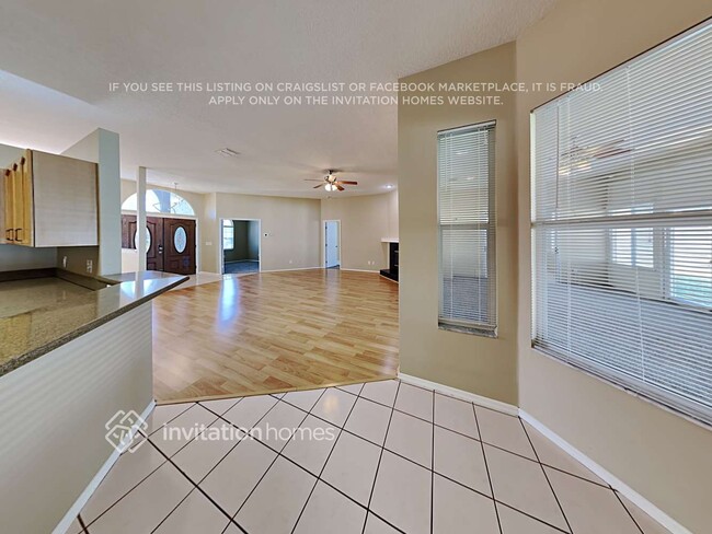 Photo - 28141 Brokenmead Path