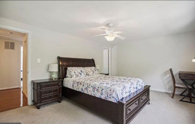 Building Photo - 5205 Cannes Ct Rental