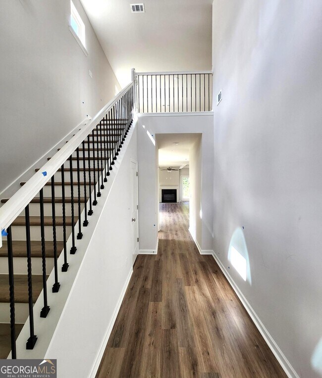 Photo - 2797 Aralynn Wy