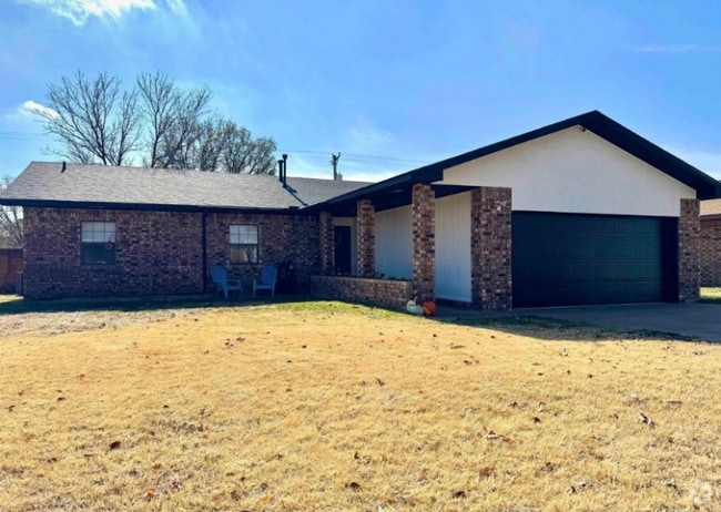 Building Photo - 413 Rosewood Dr Rental