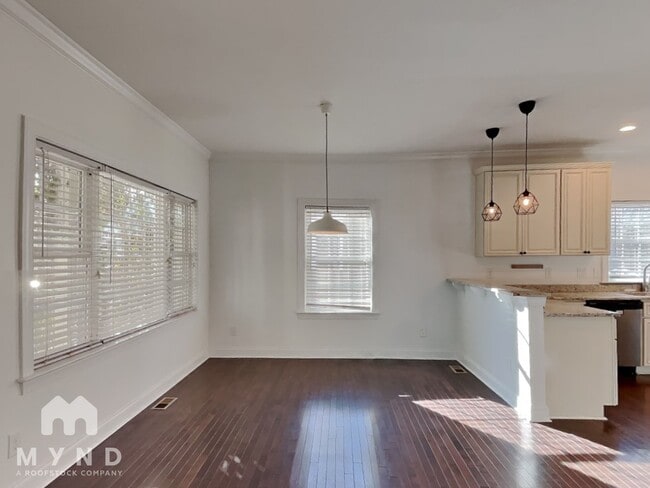 Photo - 211 Idlewild Ave