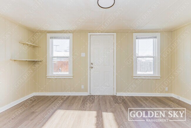 Photo - 2011 E 18th St Unidad 3