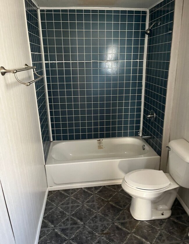 Now Available!! Fixer Upper! - $390 Month ... - Now Available!! Fixer Upper! - $390 Month ...