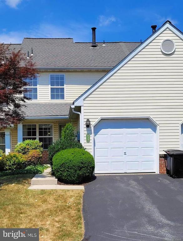 Photo - 127 Hickory Ln Townhome