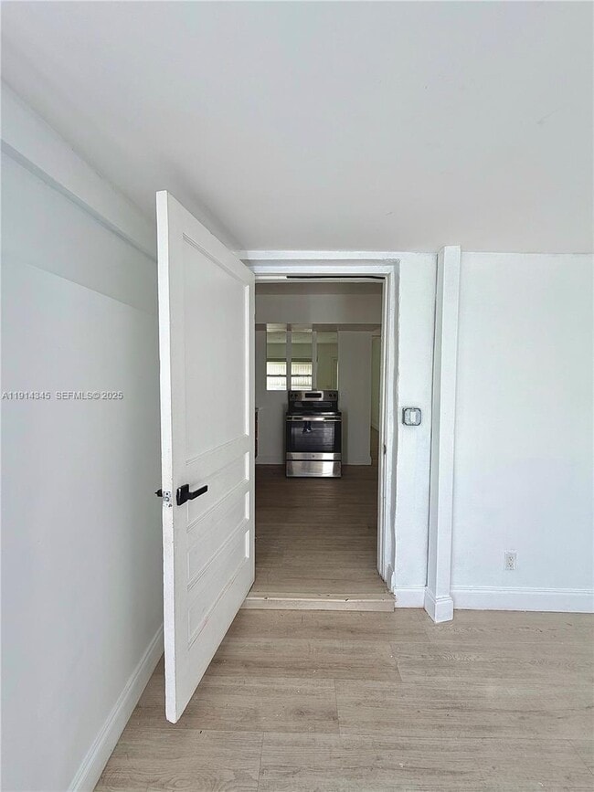 Photo - 224 SW 10th St Unit 1