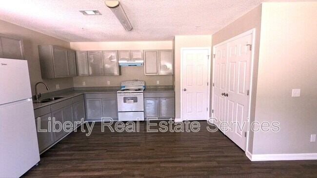 Photo - 1474 Kelly Dr Unit Apt 11