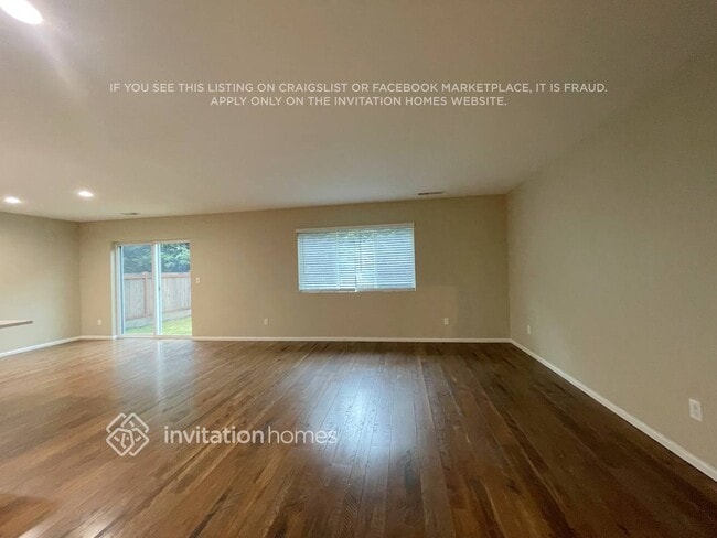 Photo - 2011 199th St E