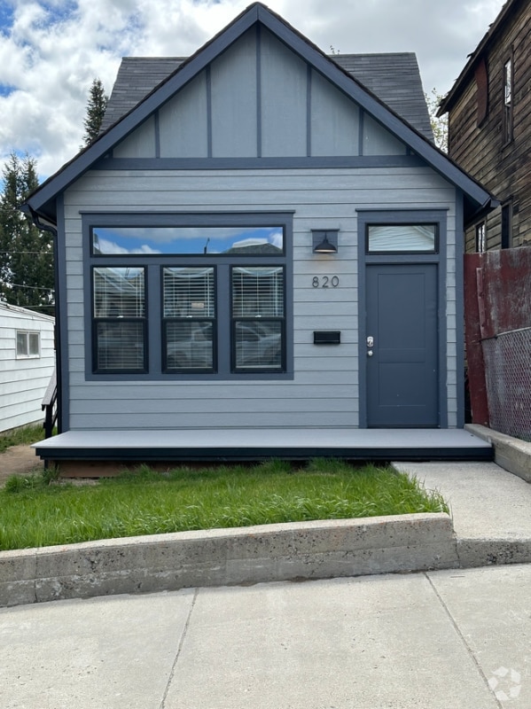 Building Photo - 820 W Copper St Rental