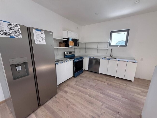 Photo - 536 Smith St Unit 201