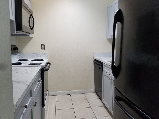 Photo - Move in Ready One Bedroom Condo with Resort-Style Amenities