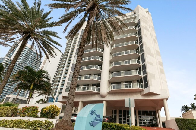 Photo - 17275 Collins Ave Condominio Unidad 705