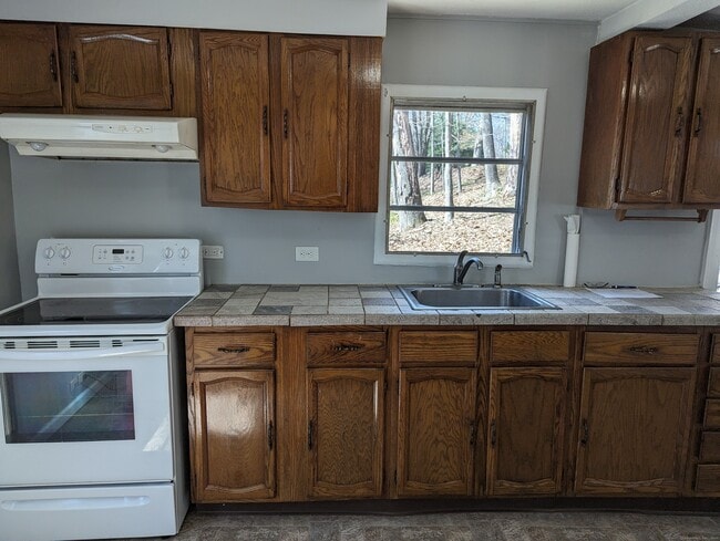 Photo - 264 McCall Rd