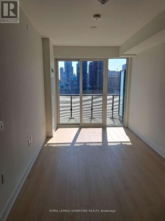 Photo - 575 Bloor St E Unit 1901