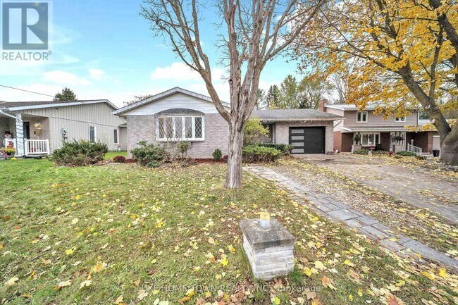 Photo - 5 Centennial Dr