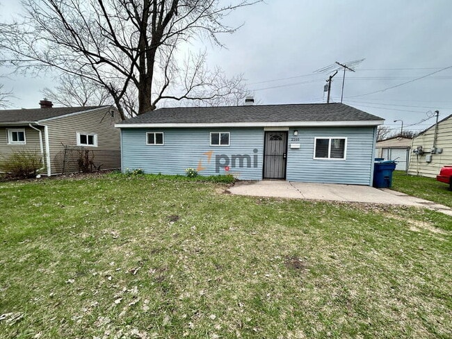 Building Photo - 2166 Wisconsin St Rental